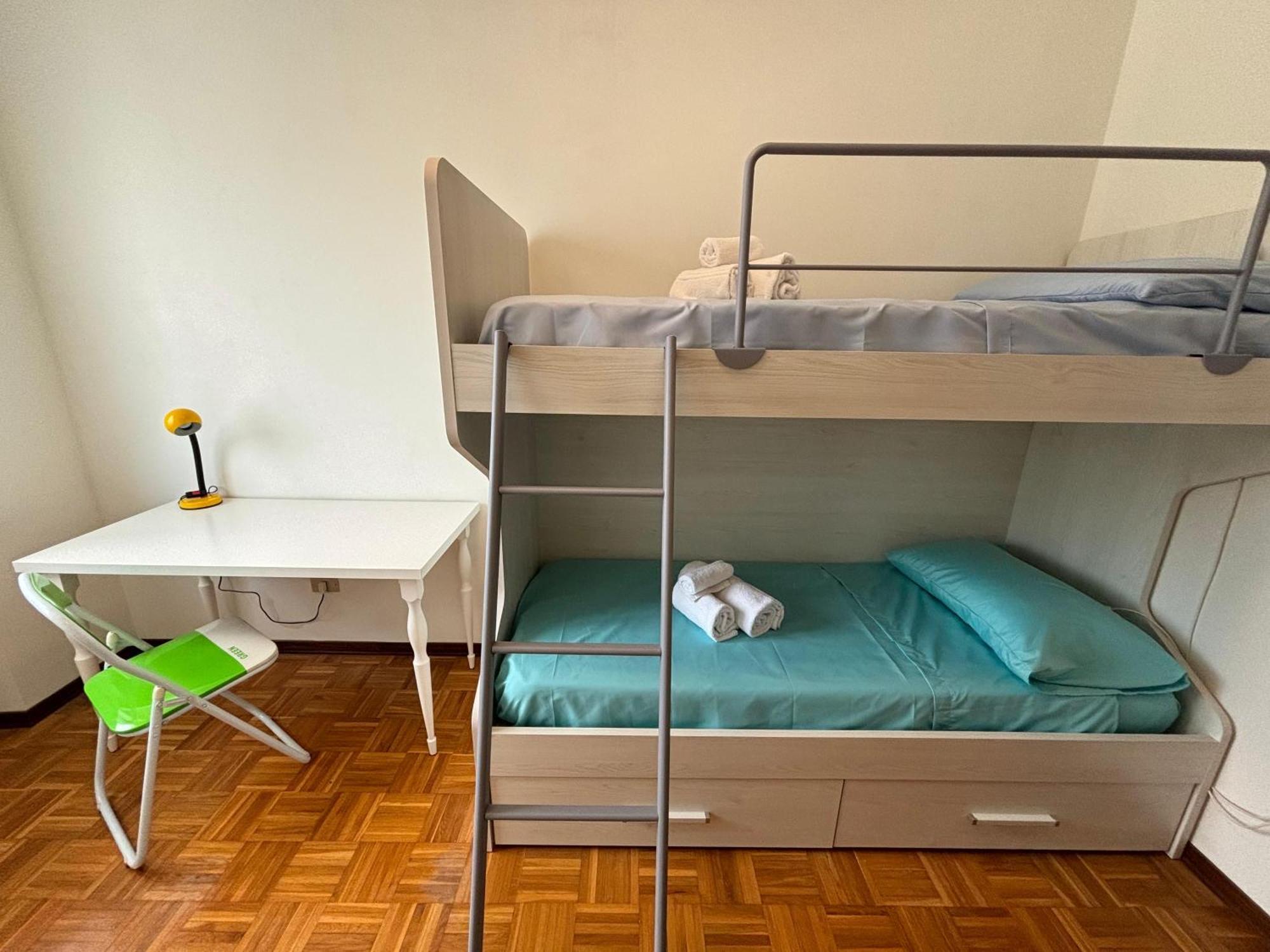 Casa Aurelio 2 Min Dall'Ospedale เนกรา ภายนอก รูปภาพ