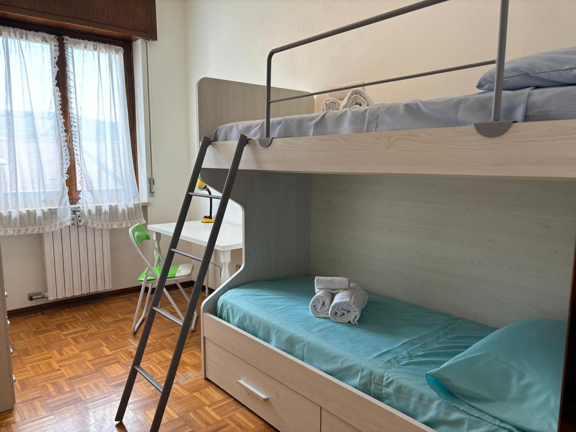 Casa Aurelio 2 Min Dall'Ospedale เนกรา ภายนอก รูปภาพ