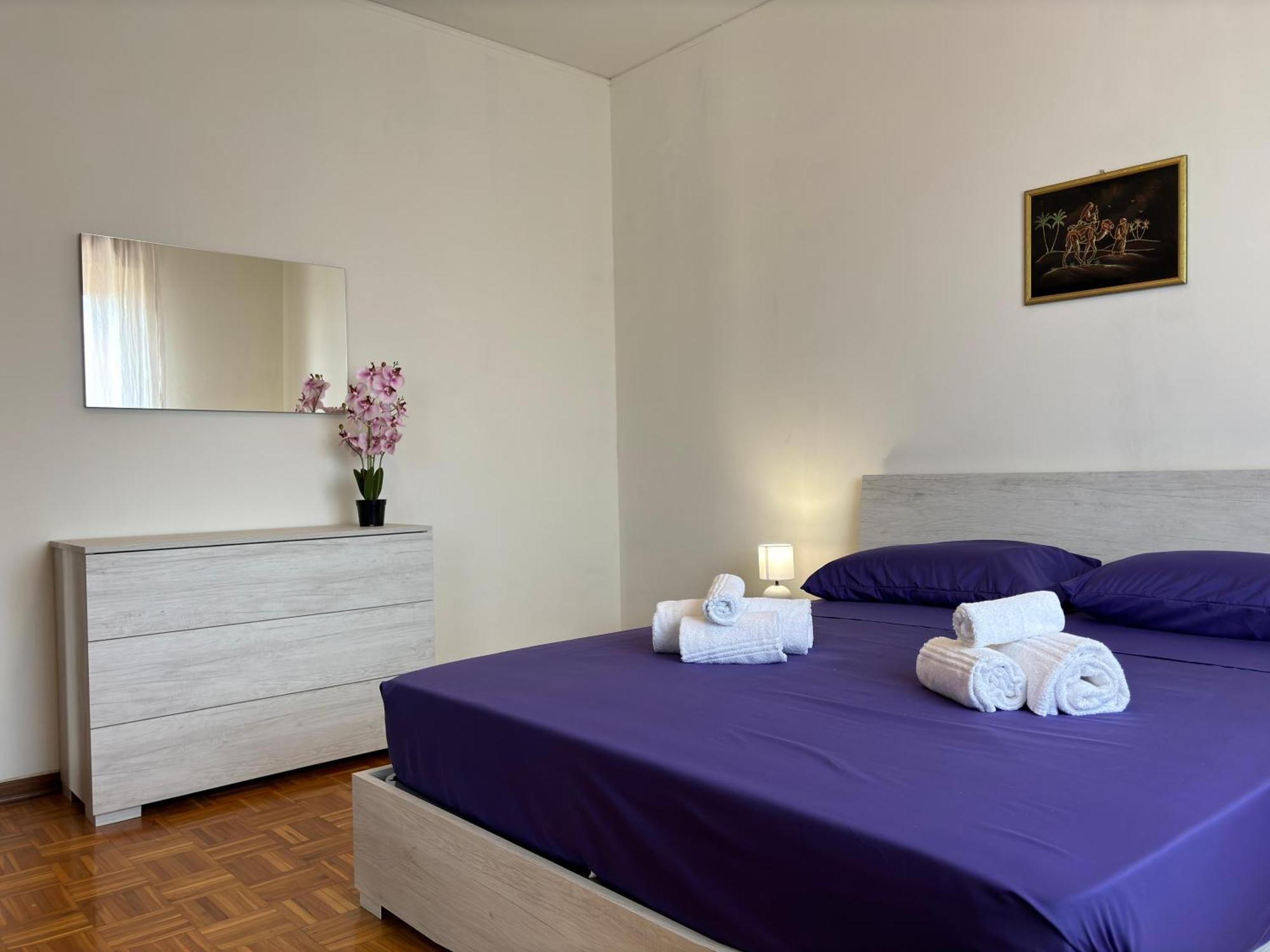 Casa Aurelio 2 Min Dall'Ospedale เนกรา ภายนอก รูปภาพ