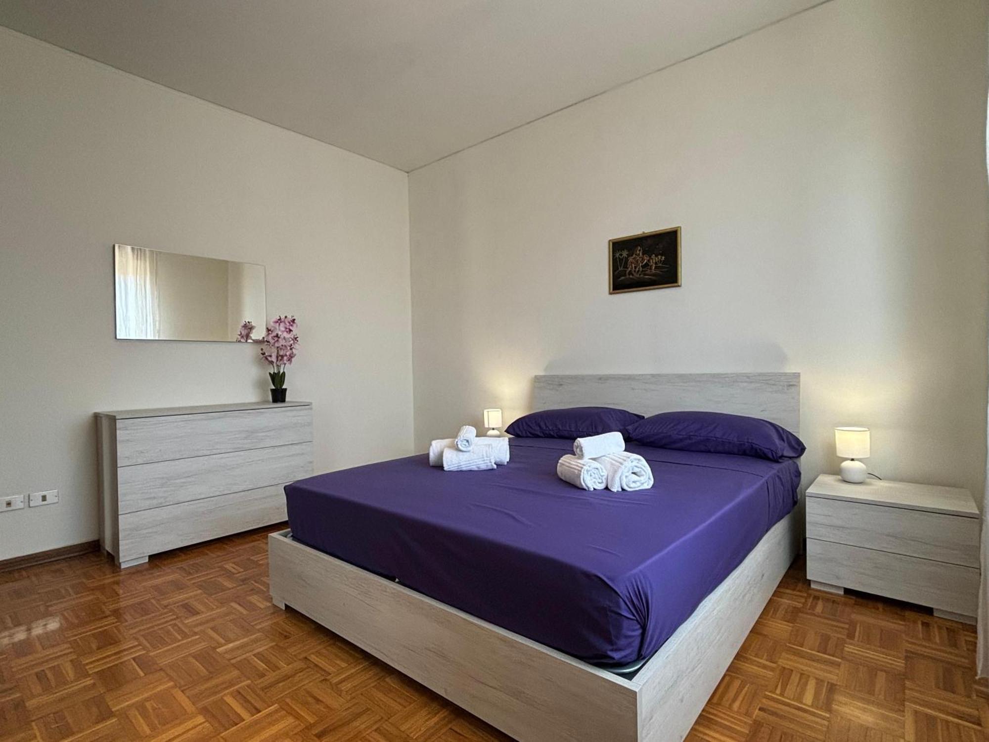 Casa Aurelio 2 Min Dall'Ospedale เนกรา ภายนอก รูปภาพ